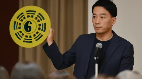 占い師シウマが「開運祭」を開催 風水と金運アップ術を紹介