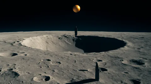 月面クレーターで発見された「金色の球体と塔」　アメリカの宇宙開発機関の写真に映り込む不思議な影