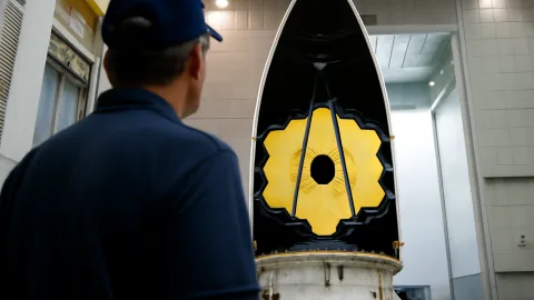 米国の宇宙機関 宇宙望遠鏡の打ち上げ準備完了